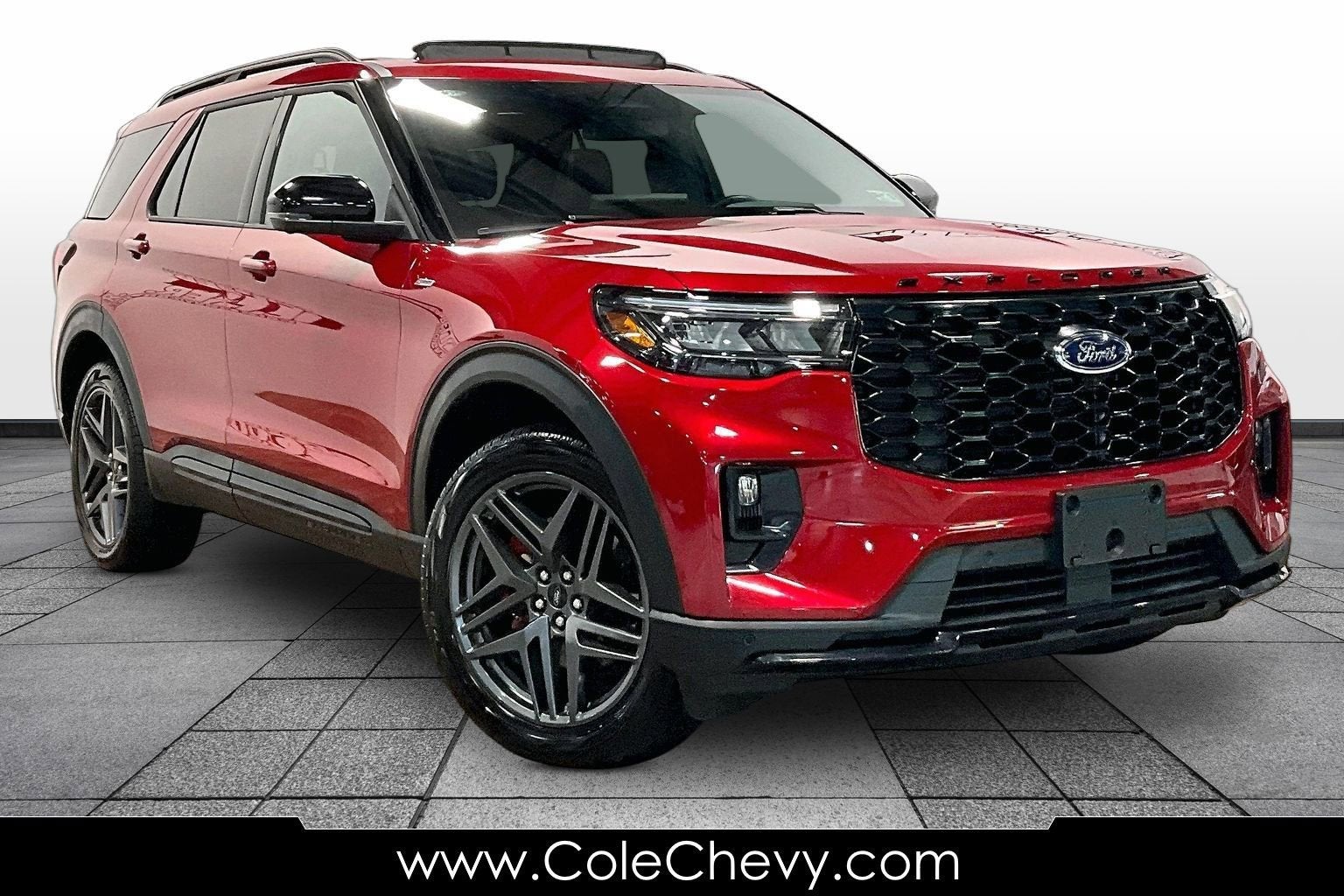 2025 Ford Explorer ST-Line in Other — front three-quarter view